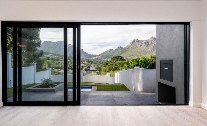 4 Bedroom Property for Sale in Hout Bay Western Cape